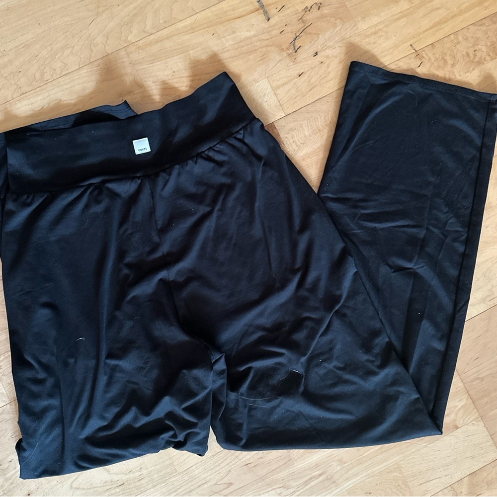 Vuori Black Straight Leg Performance Pants